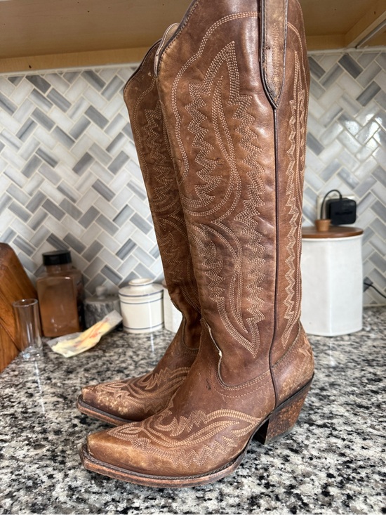 Ariat Shoes - Ariat Casanova naturally distressed brown snip toe boot